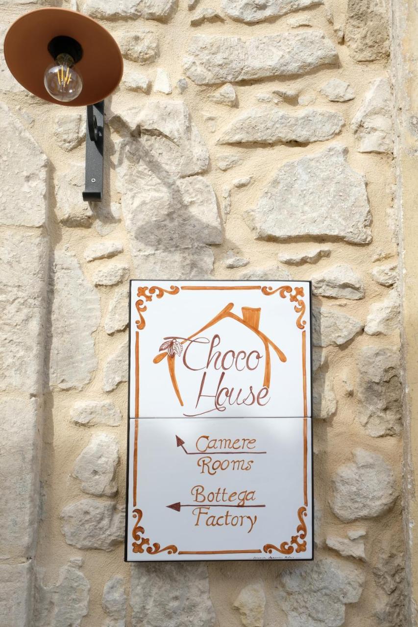 Chocohouse Bed & Breakfast Ragusa Bagian luar foto